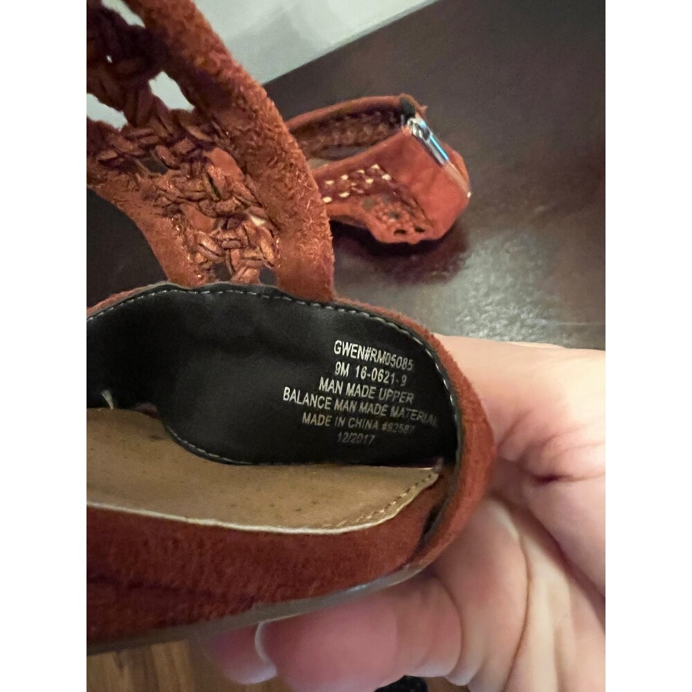Comfortview Women's The Harper Sandal size 9 - Picture 7 of 7
